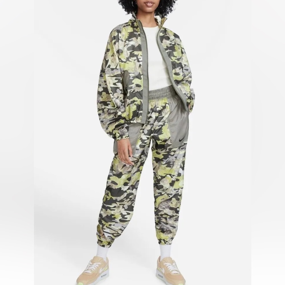 Nike Tracksuit